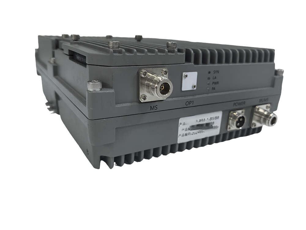  江南三频手机信号接收器2000㎡